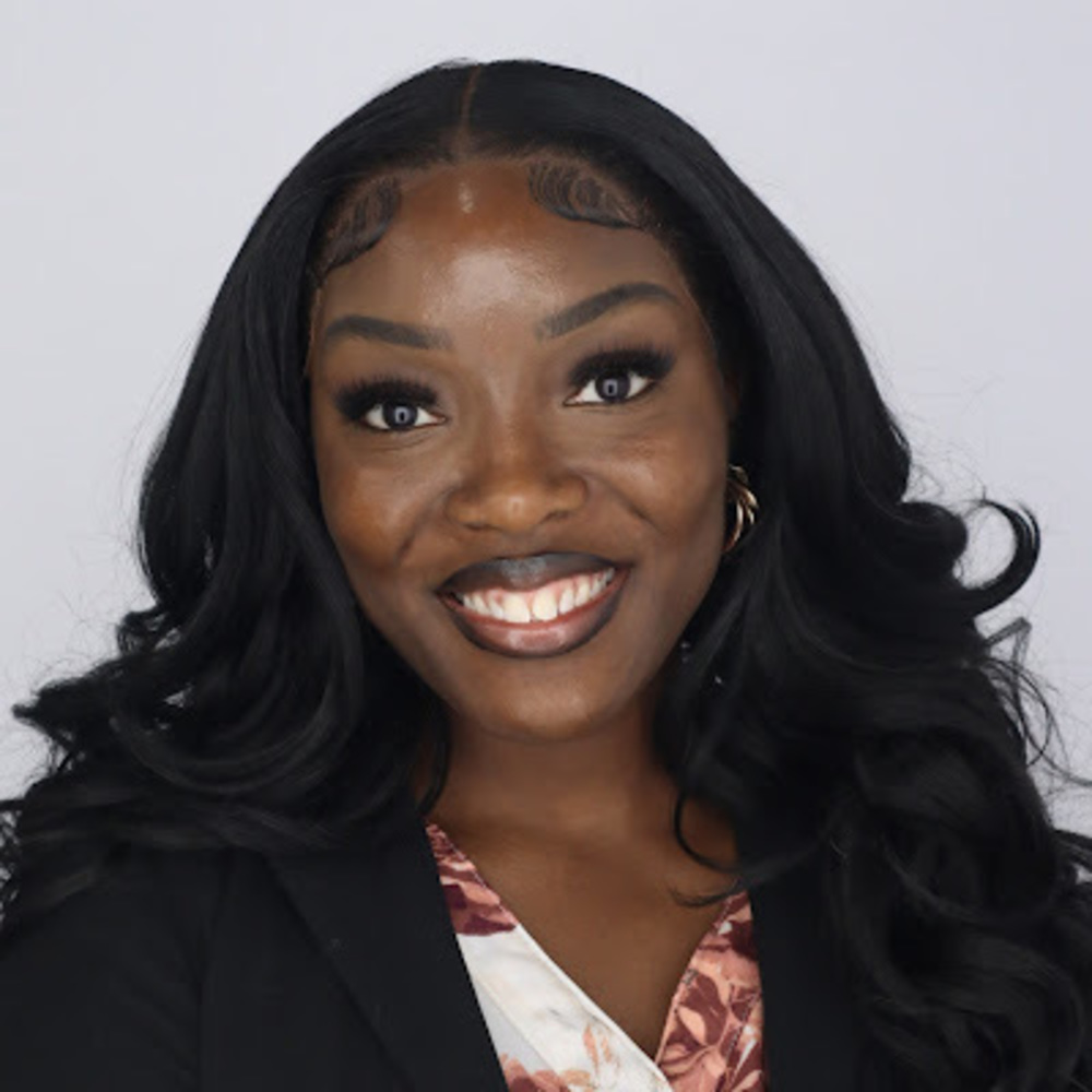 Meet your Posher, Eve